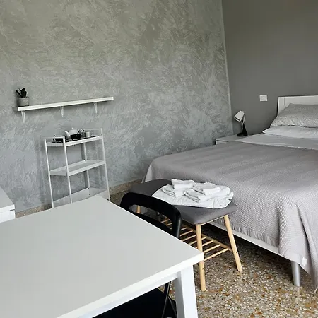 Giù Di Sotto Couette-café Gavi