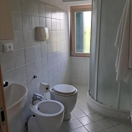 Giu Di Sotto